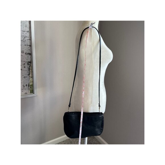 LADY MANHATTAN Designer Black Purse - Picture 3 of 6